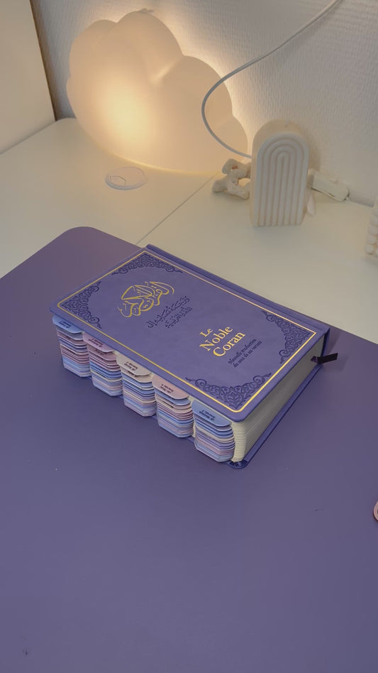 Coran avec onglet pastels plastifiés