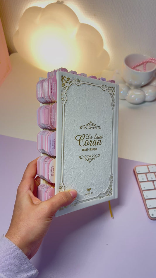 Coran avec onglets rigides prêt à l’envoi